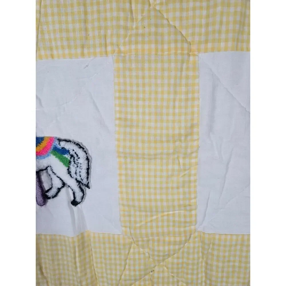 Vintage Handmade Baby Quilt 20 Embroidered Animal Blocks Circus Yellow 52x41‎